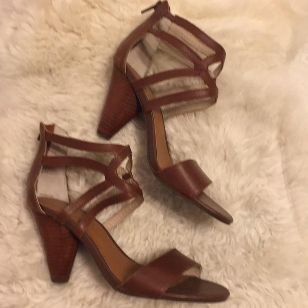 Seychelles Heritage brown leather heels